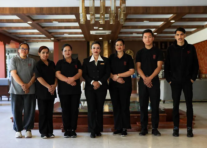 Dolmaling - For Cause Hotel